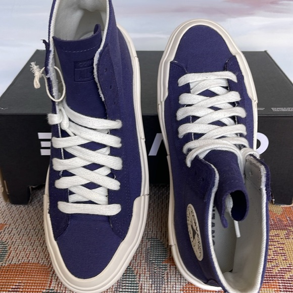 Converse CTAS WMNS A05468C CTAS CRUISE HI
UNCHARTED WATERS/EGRET/BLACK Sneakers - Picture 13 of 16